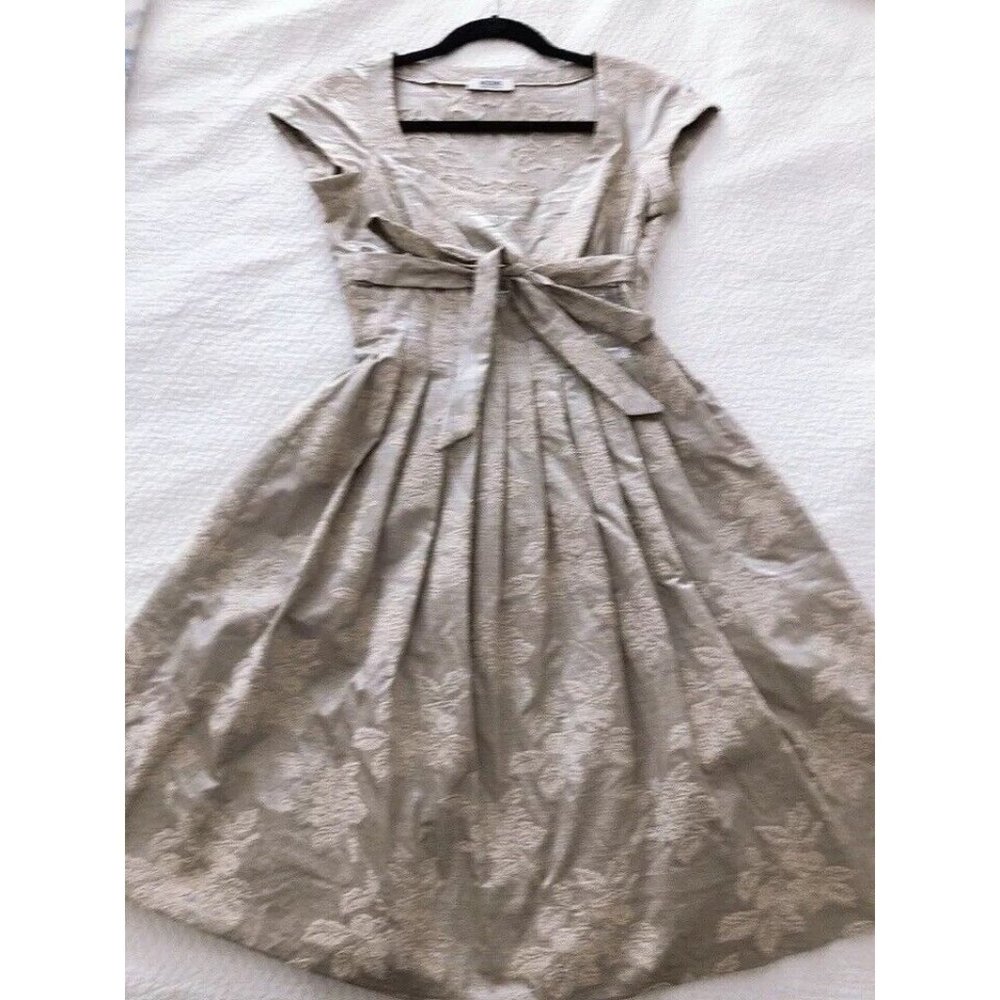 Moschino Cheap And Chic Gold Beige Short Sleeve Cocktail Dress 38 4 XS $1,500